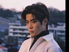 잊었어? 우리 헤어졌어. 下