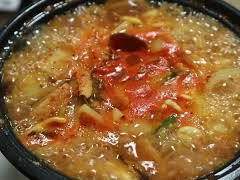 해물탕의 비결은 집된장 한 스푼