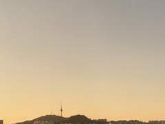 찍은이, 김지원 [입 속의 거문 잎]