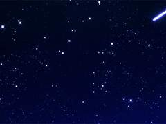 찬란함을 잃어가는 별들에게.