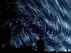 과거로 뚝 떨어지는 걸로 시작하는 이야기