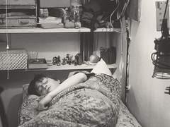 어린 마녀와 달