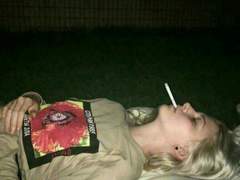 고귀한 귀족 아가씨,