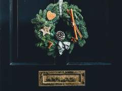 A Cruel Year Of Christmas #1