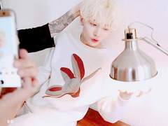 허니톡 K. 그런 게 아니었어