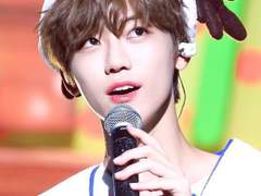 𝘐𝘵'𝘴 𝘉𝘦𝘨𝘪𝘯𝘯𝘪𝘯𝘨 𝘵𝘰 𝘓𝘰𝘰𝘬 𝘢 𝘓𝘰𝘵 𝘓𝘪𝘬𝘦 𝘊𝘩𝘳𝘪𝘴𝘵𝘮𝘢𝘴