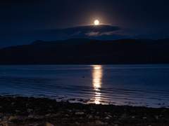 달이 세 개가 된다면