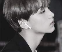 어떻게 새파랗게 어린것한테 마음이 동할 수 있어 +