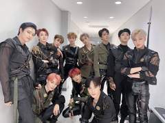 𝖅𝖔𝖒𝖇𝖎𝖊 𝖆𝖕𝖔𝖈𝖆𝖑𝖞𝖕𝖘𝖊