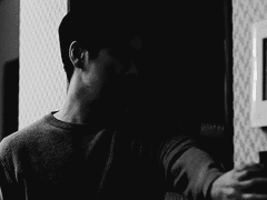 깊은 밤을 날아서