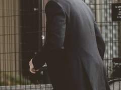 On The E String : 낡은 바이올린