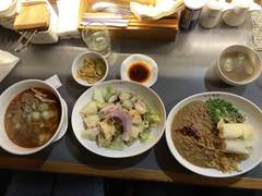 갑자기 덕수궁 돌담길