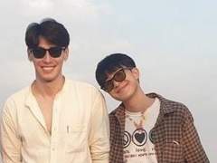 내 손을 잡아줘