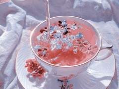 달콤한 향과, 사랑에 관하여 .