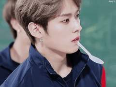 어느날 갑자기 만두가 눈물바람을 몰고왔다