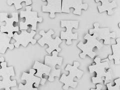 [1] 이시아 E. 시네프리스 앞