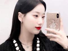 이나은