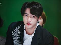 그 사람 앞에서는 웃지 않죠 5