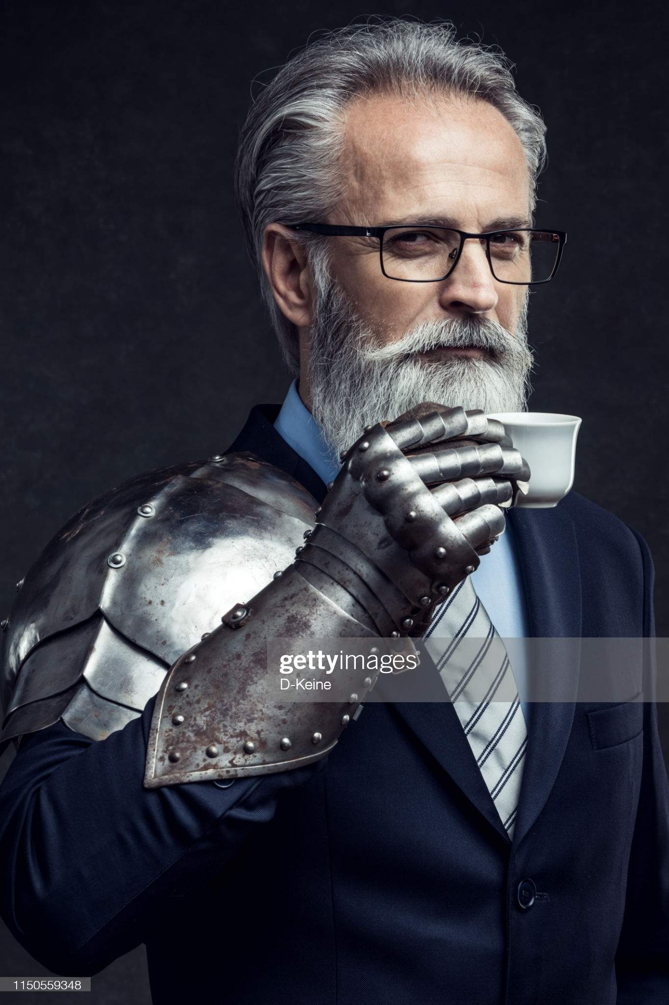 창작물에 사용하는 가상의 금속들, 광물, 광석 (2): 그럴듯한 판타지를 위한 레시피