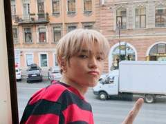 해외여행 갔다가 이태용 만나서 번호따이고 한국가서 만나는 썰