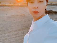 무뚝뚝한 서소위 11