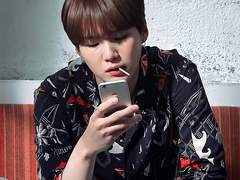 민윤기는 뱀이다 G