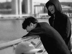 너도 나 없인 안될텐데