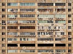 버려진 사람들이 잃은 것을 대신해