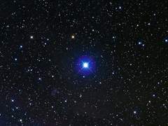 지키지 못한 파란 별은 부서져내리고