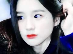 전희진 김지우 23 p