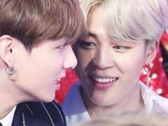 [썰] 아이돌 선배님에게 들이대는 탑아이돌 8.