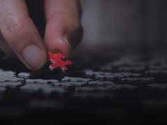 익숙하고 낮선,