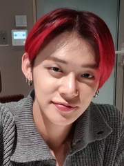 투바투 뮤비 추론...