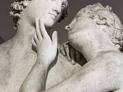 우리를울게만들려고