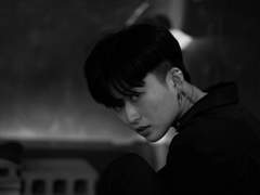 개인 프로필 - 흑백 촬영