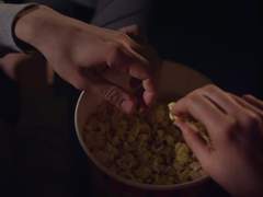 [윤재] 심야 영화 티켓 두 장