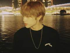 지나가는 도둑을 쳐다보지 마세요