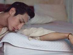 누가 그녀에게 유리구두를 신겼나 (中)