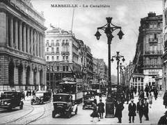 입에서 입으로 옮겨지는 것.