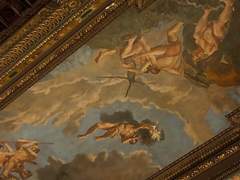 우리가 남이 아니면 뭔데