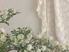 백월은 언제나 당신들을 樂園으로 이끄리라.