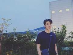 보고싶은 단편 소재를 툭!