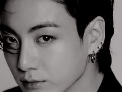 MAid iN the mirror 2