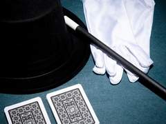 마술사의 색은 하양이 아닌 검정