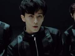 옆집에 아이돌이 산다