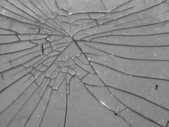 왜 네가 우는 얼굴이야?