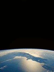 어느 날 우리 집 현관으로 멸망이 들어왔다.