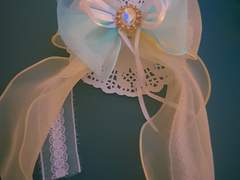 메이플 테마 리본 브로치