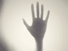 유리구두는 어디로?