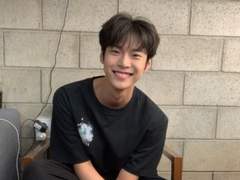 캠퍼스 커플이 되는 가장 평범한 방법 13